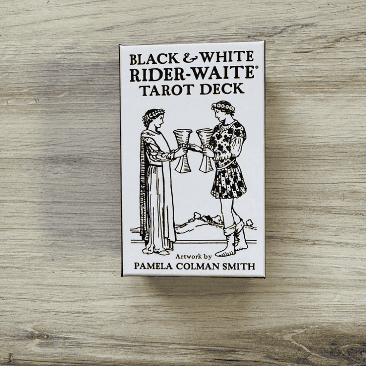 Schwarz-weißes Rider-Waite-Tarot