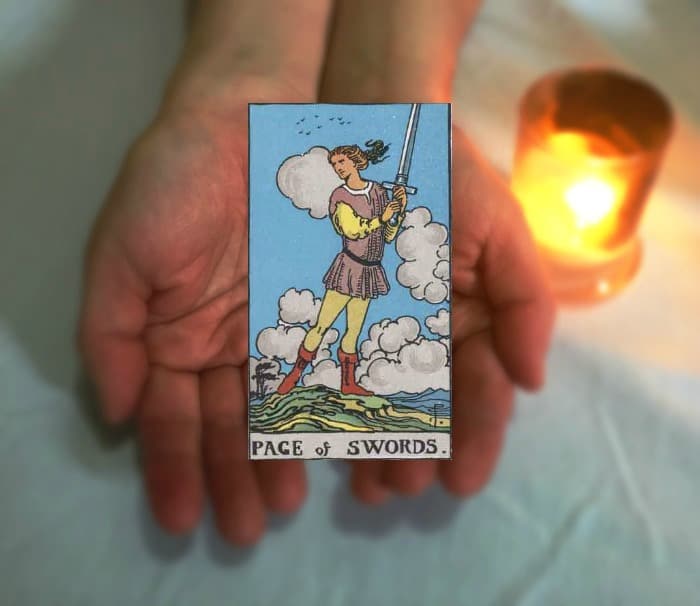 Tarot Advice - Guidance in Every Card: Page of Swords