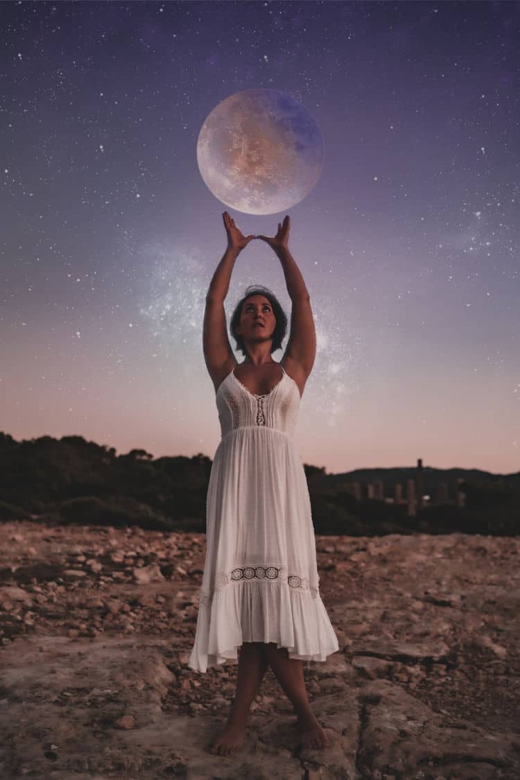 Full Moon in Virgo 2023 - and Tarot Readings for Each Zodiac Sign